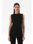 Basic Dik Yaka Kolsuz Oversize Tişört 2