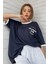 Kadın Lacivert Yaka Kol Detaylı California Club Baskılı Oversize T-Shirt 1