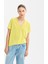 V-Yaka Basic T-Shirt 2