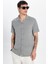 Erkek Slim Fit Dar Kesim Kısa Kollu Örme Doku Apaş Yaka Gri Gömlek 1
