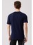Galanthus V Yaka T-Shirt - Nefes Alabilir, Rahat ve Şık Tasarım 3