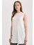 Regular Fit Bisiklet Yaka Basic Düz Kolsuz Tunik A8352AX25SP 1