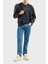 Logo Baskılı Pamuklu Slim Fit Düşük Bel Normal Paça Jeans Erkek Kot Pantolon EM000668 AF13444 FB054 1
