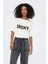 Onlsanni Taşlı Pamuklu Regular Fit Bisiklet Yaka T Shirt Bayan T Shirt 15346650 1