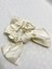 Scrunchie Fiyonklu Saten Lastikli Toka Krem 1