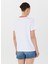 Bisiklet Yaka Nakışlı Beyaz - Kırmızı Kadın T-Shirt M5SL-TST1849 5