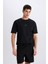 Regular Fit Düz Paça Cepli Basic Düz Şort B8792AX25SM 4