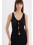 Slim Fit Dar Kesim V Yaka Önden Bağlamalı Bürümcük Kolsuz Bluz D3568AX25SP 3