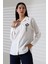 Uzun Kollu Durres Dokulu Çiçek Detaylı Serin Kumaş Kadın Gömlek 4