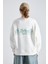 The Wellness Era Baskılı Oversize Beyaz Kadın Sweatshirt 3