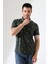 Erkek Yakası Çıt Çıt ve Fermuar Detaylı, Desenli Polo Yaka T-Shirt 2