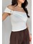 BLZ-06283 Beyaz Gold Toka Detaylı Yan Büzgülü Straplez Bluz 2