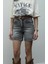Gri Yıkamalı Fit Denim Şort 3