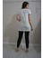 Kadın Yakası ve Kollarında Sim Detaylı V Yaka Kisa Kollu Yırtmaç Detaylı Uzun T-Shirt 5