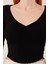 Üçaymoda Geniş Yaka Siyah Basic Body Bluz 3
