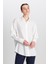 Loose Fit Rahat Kesim Beyaz Gömlek 2