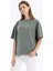 Bisiklet Yaka Oversize Emboss Baskılı Kadın T-Shirt 2