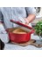 Cast Iron 22 Cm/3,3 L Kapaklı Tencere, Kaliteli, Sağlam ve Uzun Ömürlü, Kızartma, Kızartma, Pas Içermeyen Emaye Iç Kısım, Indüksiyon, Ergonomik Sap, 260°C'YE Kadar Fırına Dayanıklı, Kırmızı 3