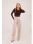Premium Model Oturtmalı Krem Pantolon 4
