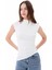 Kadın Beyaz Dik Yaka Kısa Kollu Büzgü/Drape Detaylı Fitted/Vücuda Oturan Asimetrik Örme Bluz 2