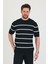 Erkek Bisiklet Yaka Kalın Çizgi Detaylı Kısa Kollu Ince Triko T-Shirt 4