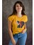 Staring Woman Kadın Baskılı T-Shirt 3