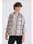 Bej Slim Fit Üstten Düğmeli Ekoseli Gömlek 1