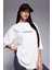 Kadın Ekru Beyaz Weekend Oversize Fit Bol Geniş Kalıp Salaş Kesim T-Shirt 2