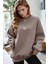 Kadın Açık Kahve Free Life Baskılı Kalın Soft 3 Iplik Içi Şardonlu 0 Sıfır Yaka Oversize Salaş Sweatshirt 1