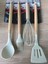 4'lü Silikon Set Bambu Saplı Spatula Çırpıcı Fırça ve Kepçe Yeşil Renk 1