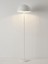 Modern metal ayaklı dekoratif abajur, şık beyaz gövde, yüksekliği 101-150 cm, tek ayaklı modeli 2