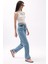 Asimetrik Bel Paça Yırtmaçlı Jean 2
