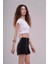Kadın Beyaz Bağlamalı Crop Bluz – Modern ve Cesur Yaz Stili 4