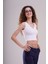 Kadın Beyaz V Yaka Fitilli Crop Top Atlet – Zamansız ve Şık Basic Parça 1