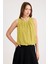 Önü Pileli Sıfır Kol Etek Ucu Lastikli Bluz 1