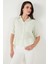 Regular Fit Göğüs Cepli Kısa Kollu Gömlek Bayan Gömlek 6779324 5