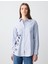 Mavi Düz Kesim Uzun Kollu Çiçek Desenli Çizgili Gömlek 1