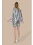 Payetli V Yaka Oversize Mini Elbise 3