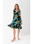 Kadın Yeşil Siyah Eteği Fırfırlı Kolsuz V Yaka Viskon Dokuma Elbise 1