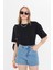 Kadın Siyah Yuvarlak Yaka Oversize Yandan Yırtmaçlı T-Shirt Tişört 3