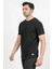Erkek Bisiklet Yaka Etiket Detaylı Dokulu T-Shirt Siyah - 2743 3