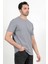 Erkek Bisiklet Yaka Etiket Detaylı Dokulu T-Shirt Açık Gri - 2743 3