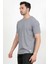 Erkek Bisiklet Yaka Etiket Detaylı Dokulu T-Shirt Açık Gri - 2743 4