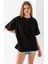 Kadın Bisiklet Yaka Kalp Aksesuarlı T-Shirt Siyah - 25773 1