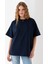 Kadın Bisiklet Yaka Kalp Aksesuarlı T-Shirt Lacivert - 25773 5
