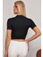 Kadın Siyah Yarım Fermuarlı ve Kısa Kollu Crop Top Bluz 2