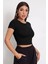 Kadın Siyah Yuvarlak Yaka Yarım Kol Crop Top Bluz 4