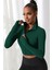 Kadın Yeşil Uzun Kol Fermuarlı Parmak Geçme Detaylı Dik Yaka Crop Top Bluz 4