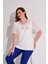 Büyük Beden Önü Işlemeli Kısa Kol Bluz 2