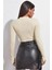 - Kadın Ekru Göğüs Dekolteli Uzun Kollu Cut Out Crop Top Bluz 2